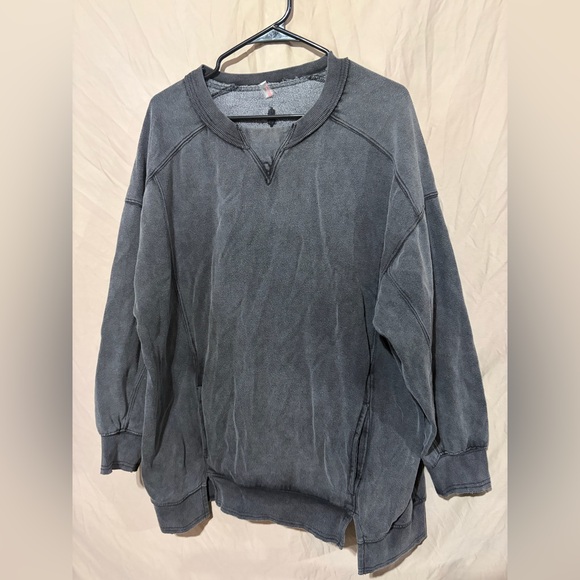 Free People Tops - Free people crewneck